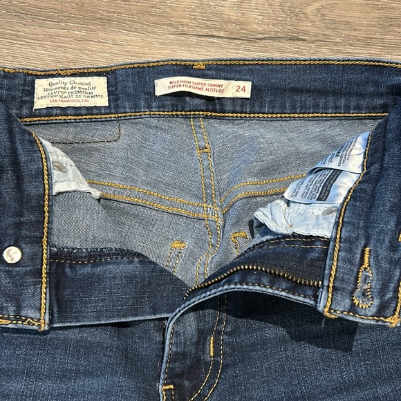 Levi’s Mile High Super Skinny - Picture 3 of 8
